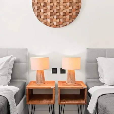 Coastal Haven In Center Apartment *