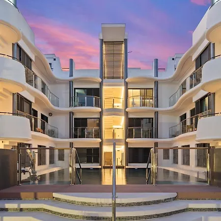 公寓 Coastal Haven In Center